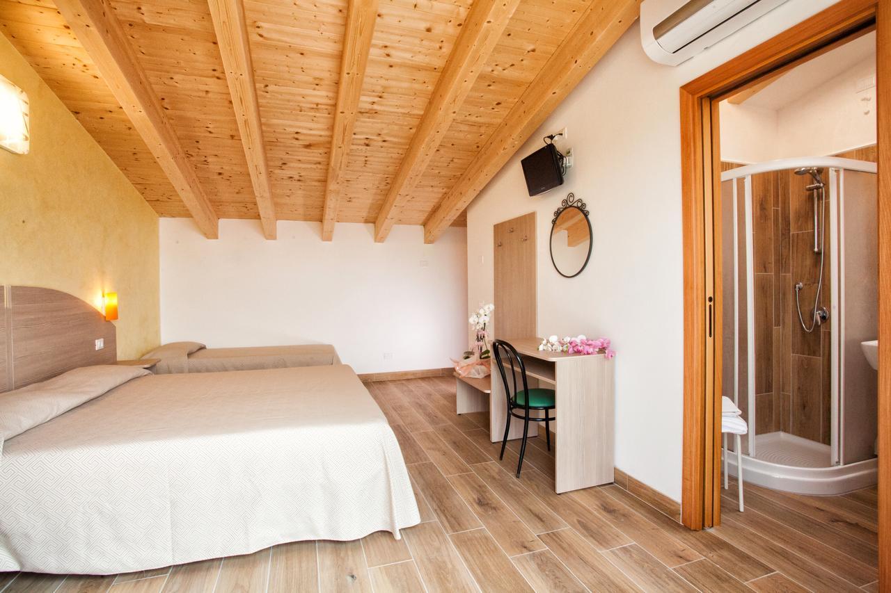 Albergo Paris Sottomarina Exterior photo