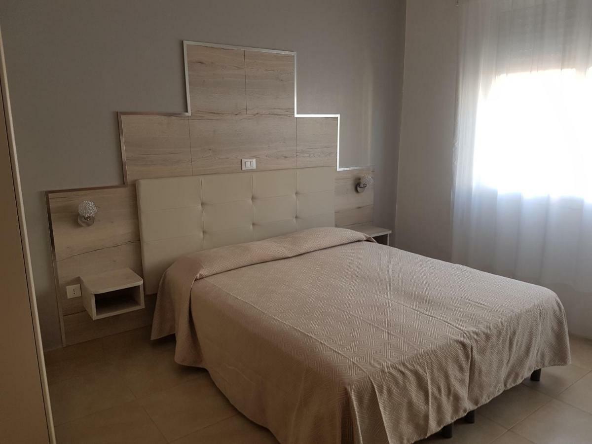 Albergo Paris Sottomarina Exterior photo