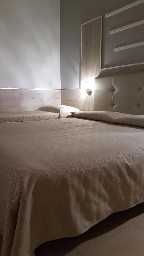 Albergo Paris Sottomarina Exterior photo